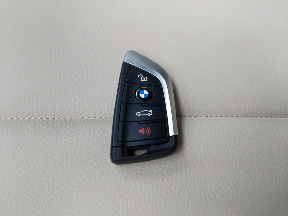 2016 BMW X1 - Keys