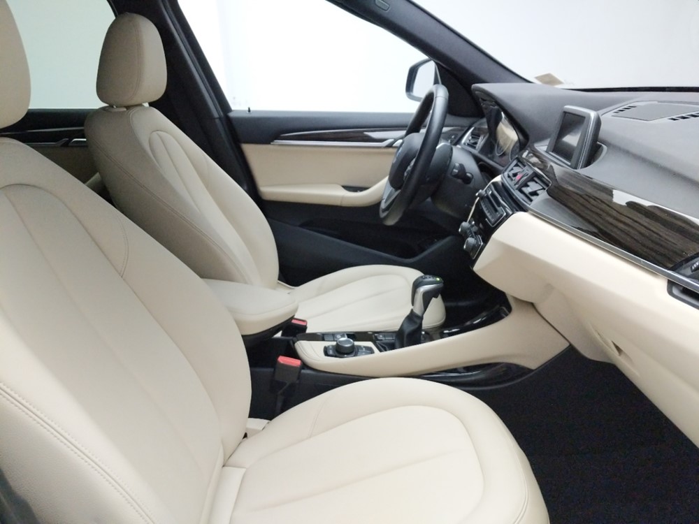 2016 BMW X1 - Passenger Front Seat