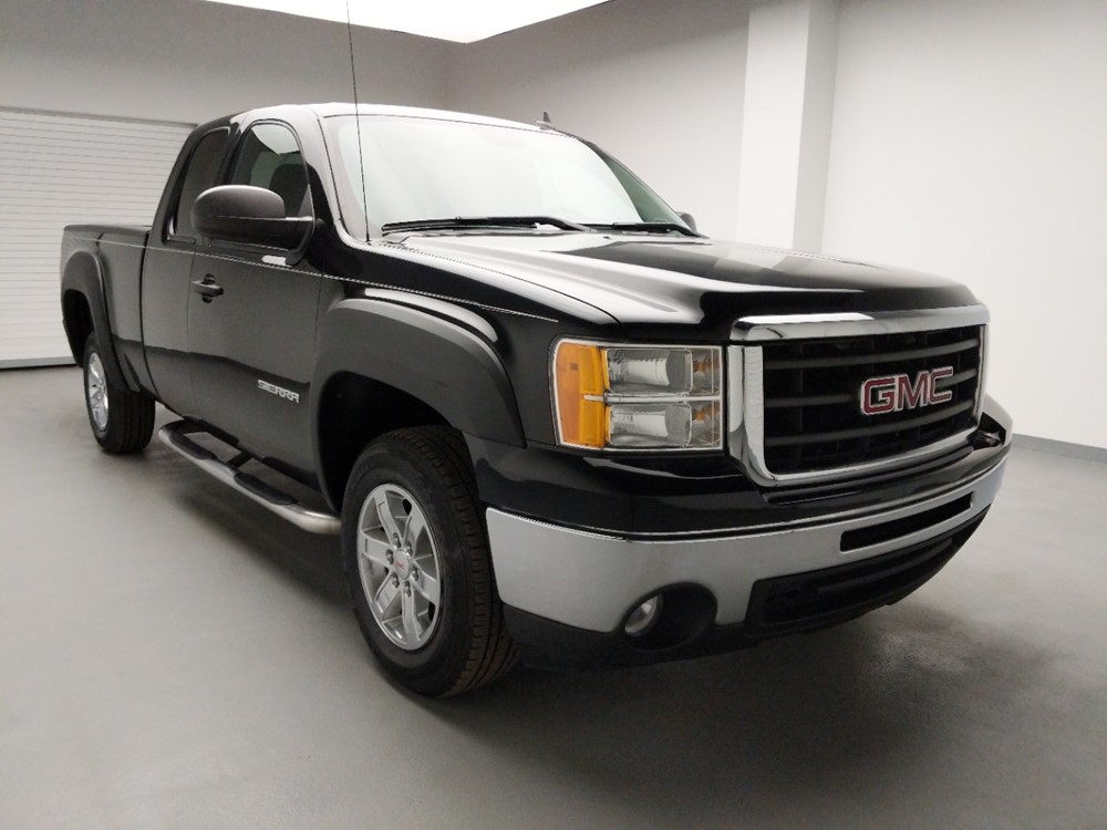 2011 GMC Sierra 1500 - Passenger Front Bumper