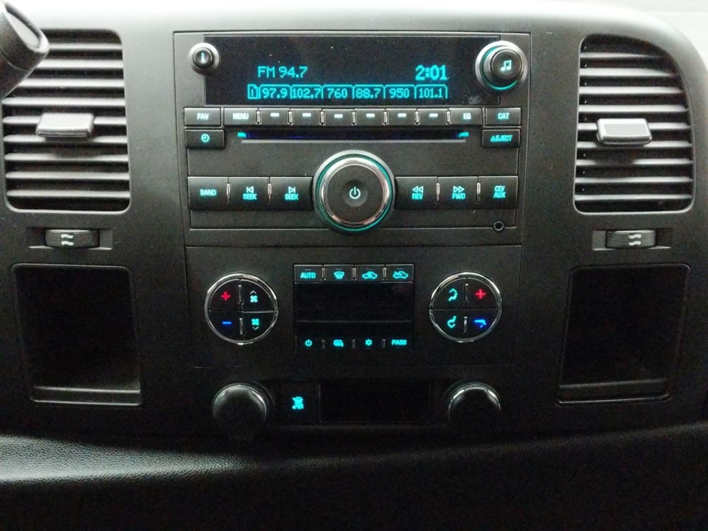 2011 GMC Sierra 1500 - Stereo Package