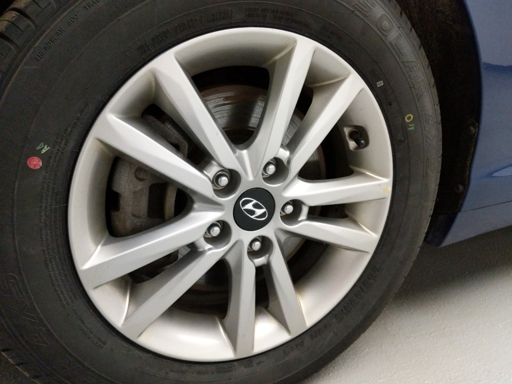 2017 Hyundai Sonata - Wheel