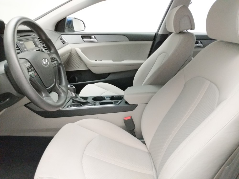 2017 Hyundai Sonata - Driver Front Seat