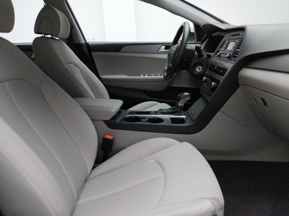 2017 Hyundai Sonata - Passenger Front Seat