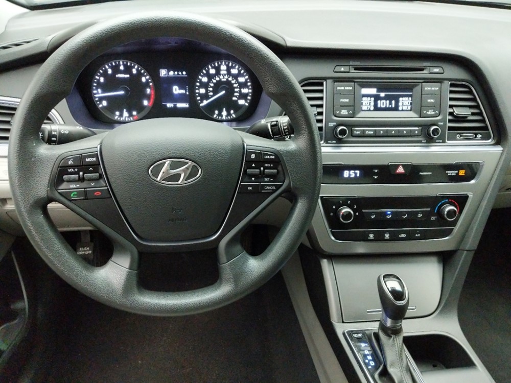 2017 Hyundai Sonata - Driver Dash