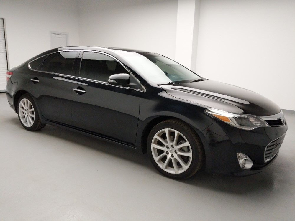 2014 Toyota Avalon - Passenger Front Side