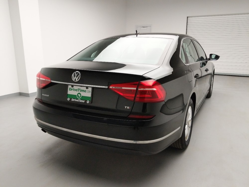 2016 Volkswagen Passat - Passenger Rear Trunk