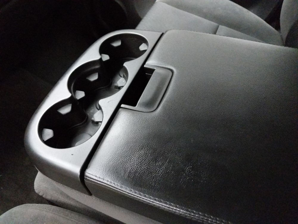 2009 Chevrolet Silverado 1500 - Center Console/Cup Holders
