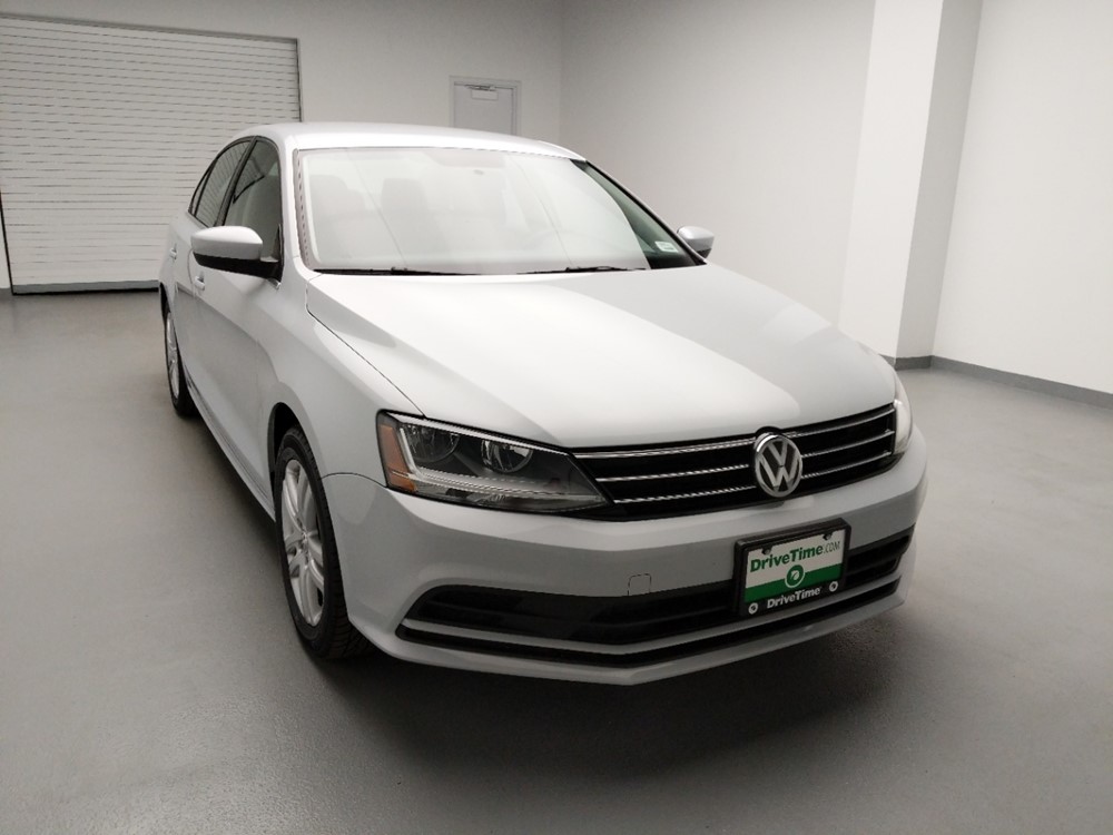 2017 Volkswagen Jetta - Passenger Front Hood