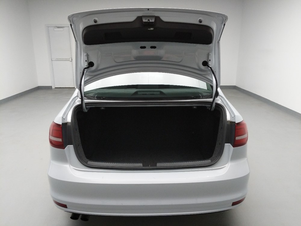 2017 Volkswagen Jetta - Trunk