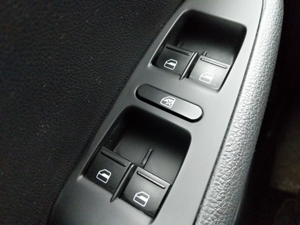 2016 Volkswagen Jetta - Driver Power Windows/Lock Control