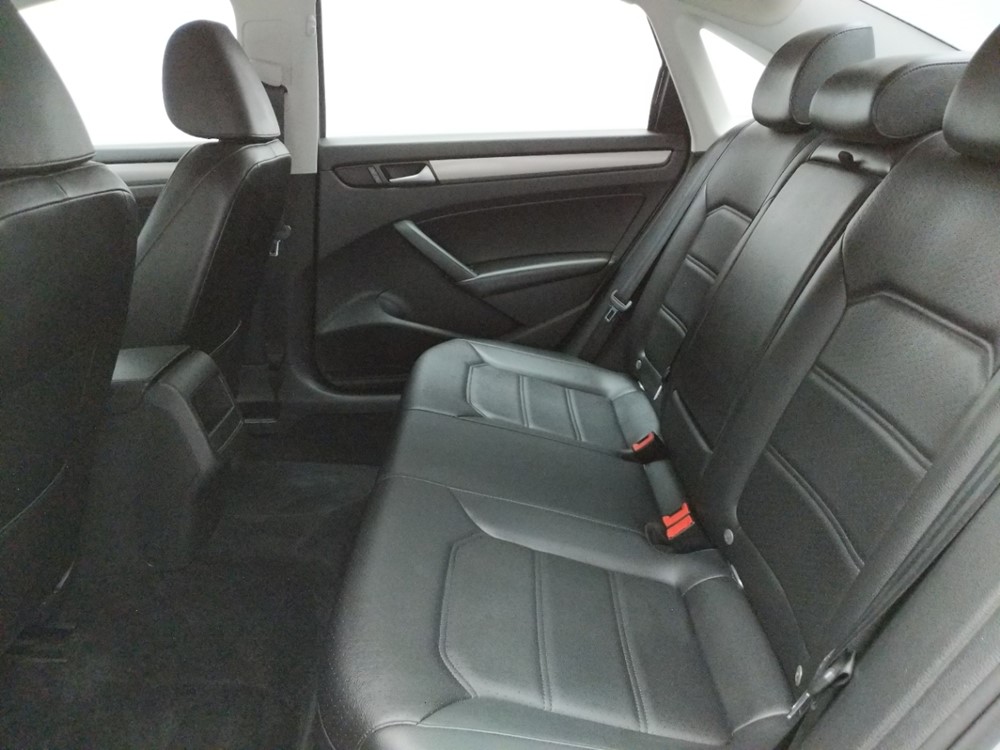 2014 Volkswagen Passat - Driver Rear Seat