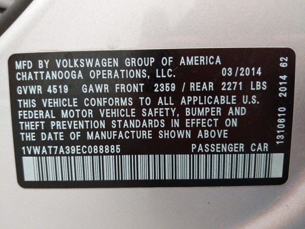 2014 Volkswagen Passat - VIN Plate