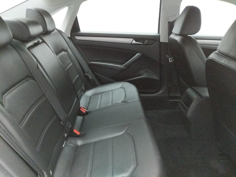 2014 Volkswagen Passat - Passenger Rear Seat