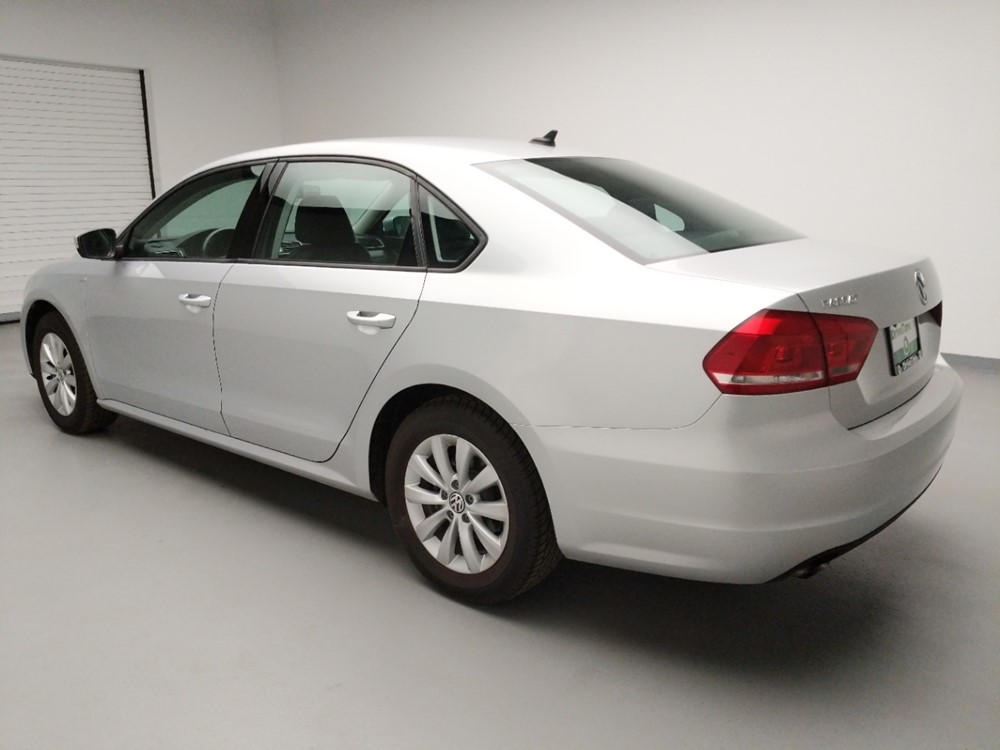 2014 Volkswagen Passat - Driver Rear Side