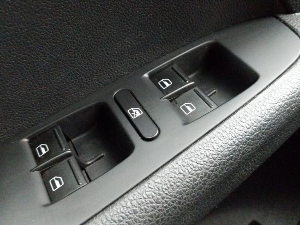 2016 Volkswagen Jetta - Driver Power Windows/Lock Control