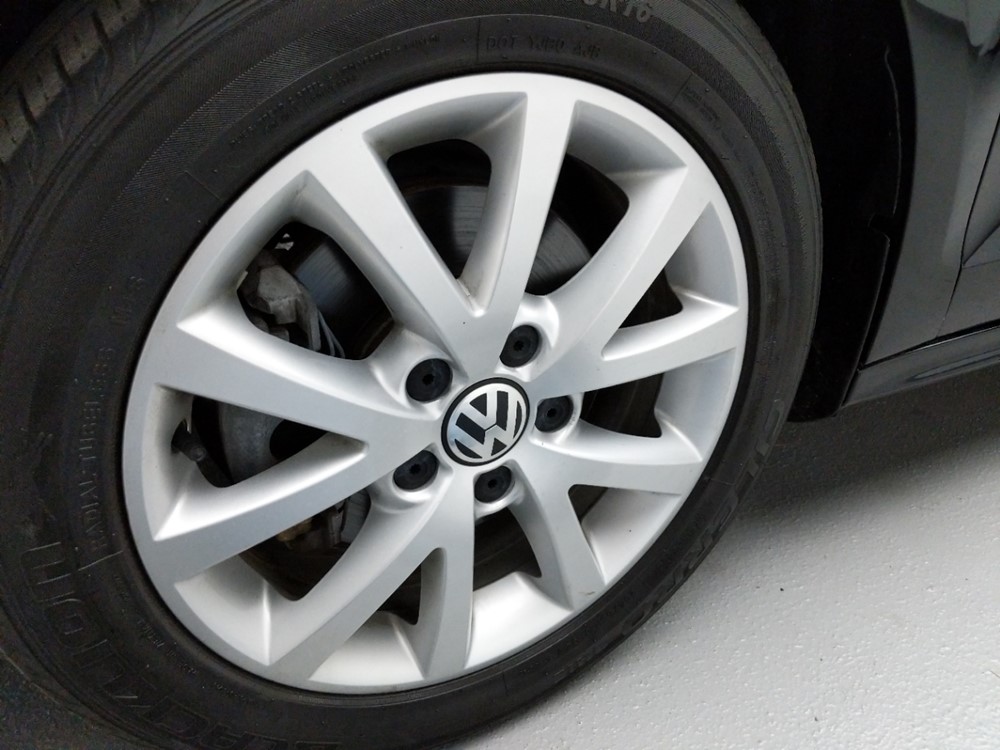 2015 Volkswagen Jetta - Wheel