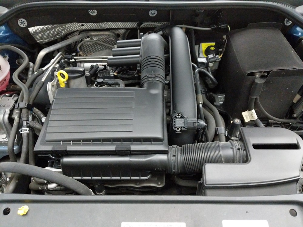 2017 Volkswagen Jetta - Engine