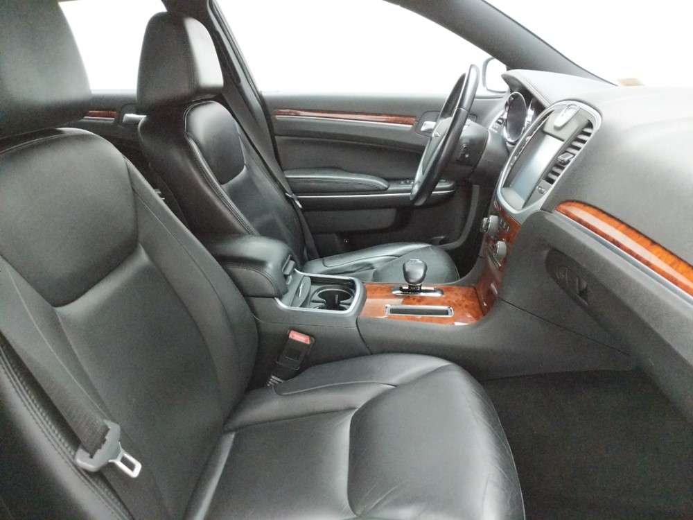 2012 Chrysler 300 - Passenger Front Seat