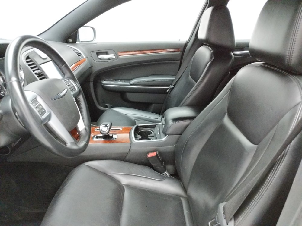 2012 Chrysler 300 - Driver Front Seat
