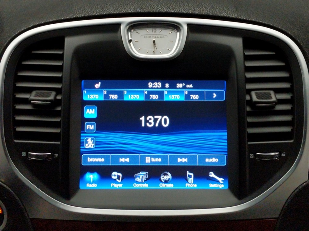 2012 Chrysler 300 - Stereo Package
