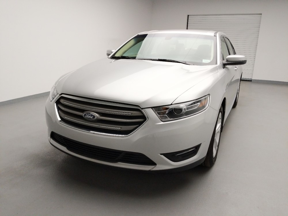 2018 Ford Taurus - Driver Front Hood