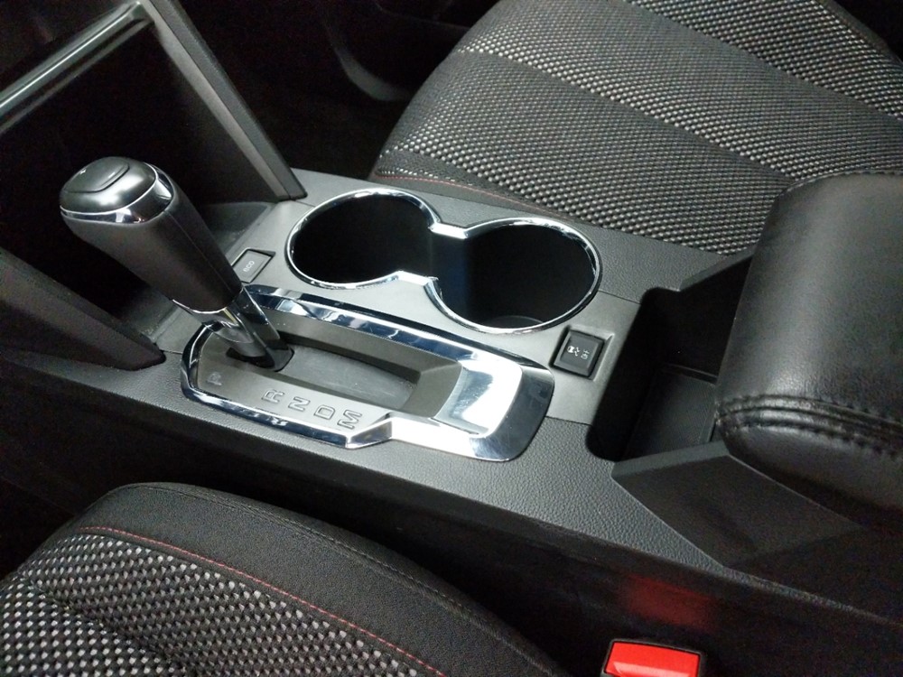 2017 Chevrolet Equinox - Center Console/Cup Holders