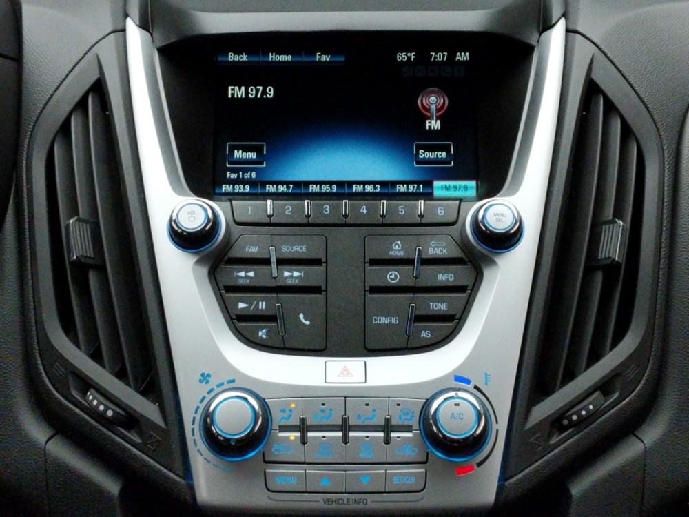 2017 Chevrolet Equinox - Stereo Package