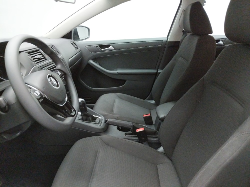 2016 Volkswagen Jetta - Driver Front Seat
