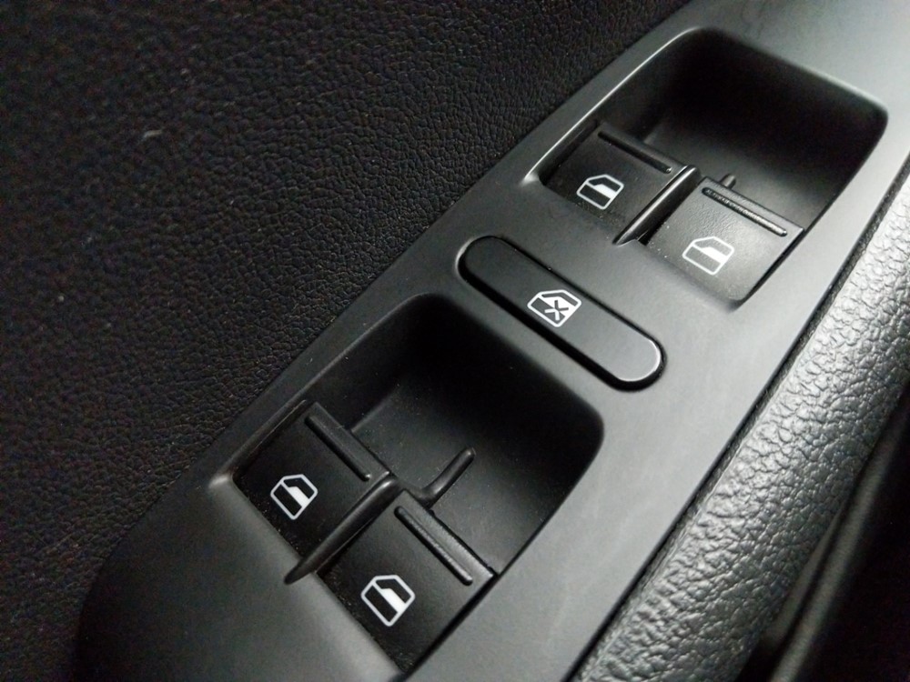 2016 Volkswagen Jetta - Driver Power Windows/Lock Control