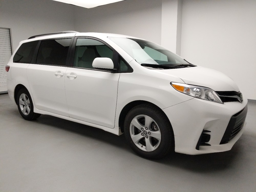 2018 Toyota Sienna - Passenger Front Side