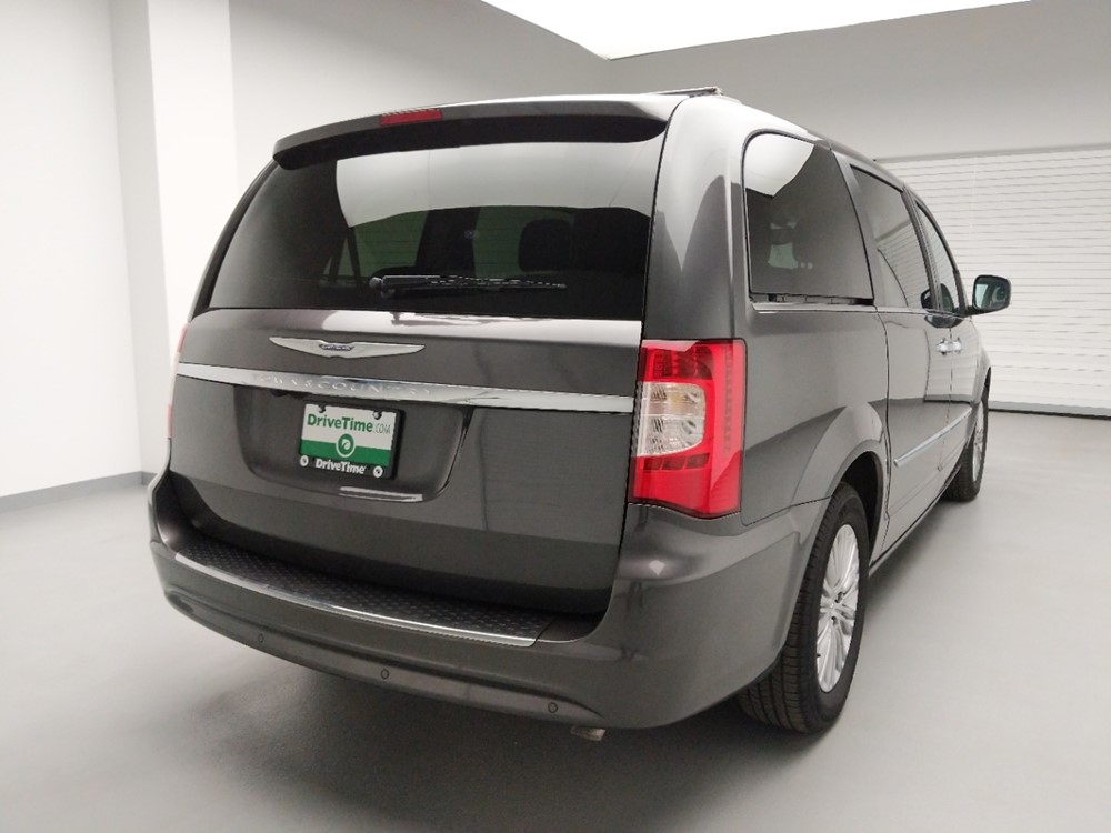 2016 Chrysler Town and Country - Passenger Rear Trunk