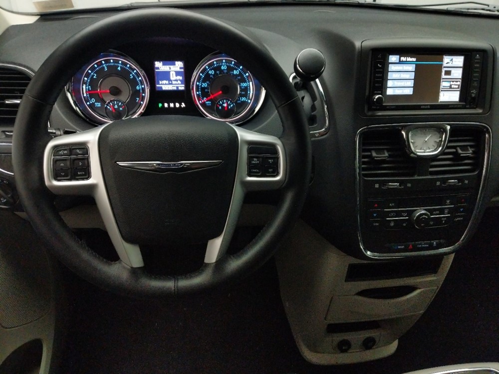 2016 Chrysler Town and Country - Driver Dash