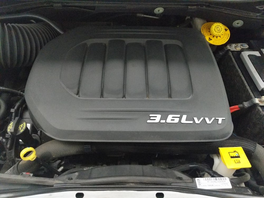 2016 Chrysler Town and Country - Engine