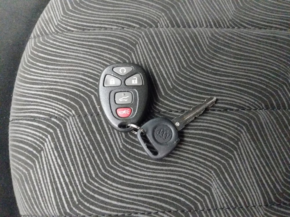 2011 Buick Enclave - Keys
