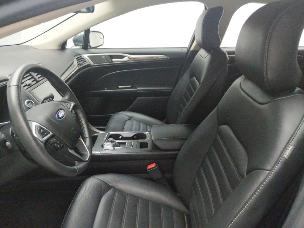 2017 Ford Fusion - Driver Front Seat