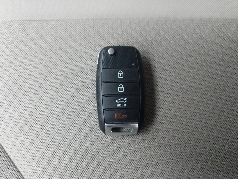 2018 Kia Optima - Keys
