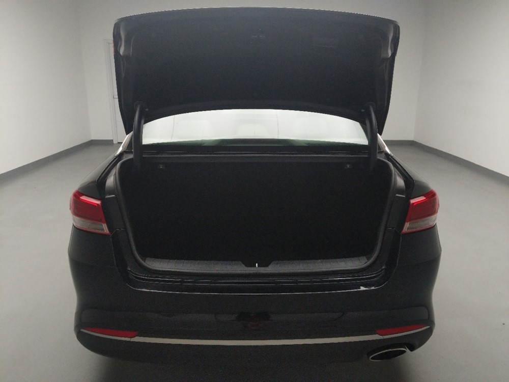 2018 Kia Optima - Trunk