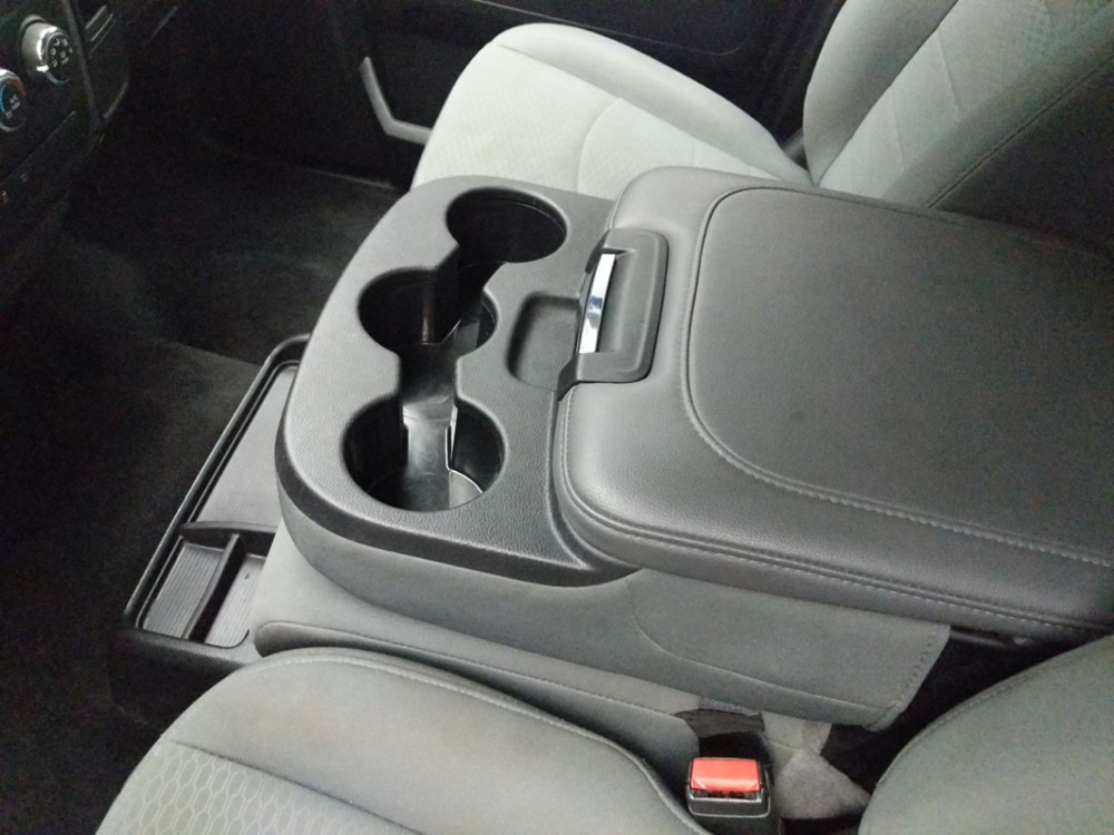 2016 Dodge Ram 1500 - Center Console/Cup Holders