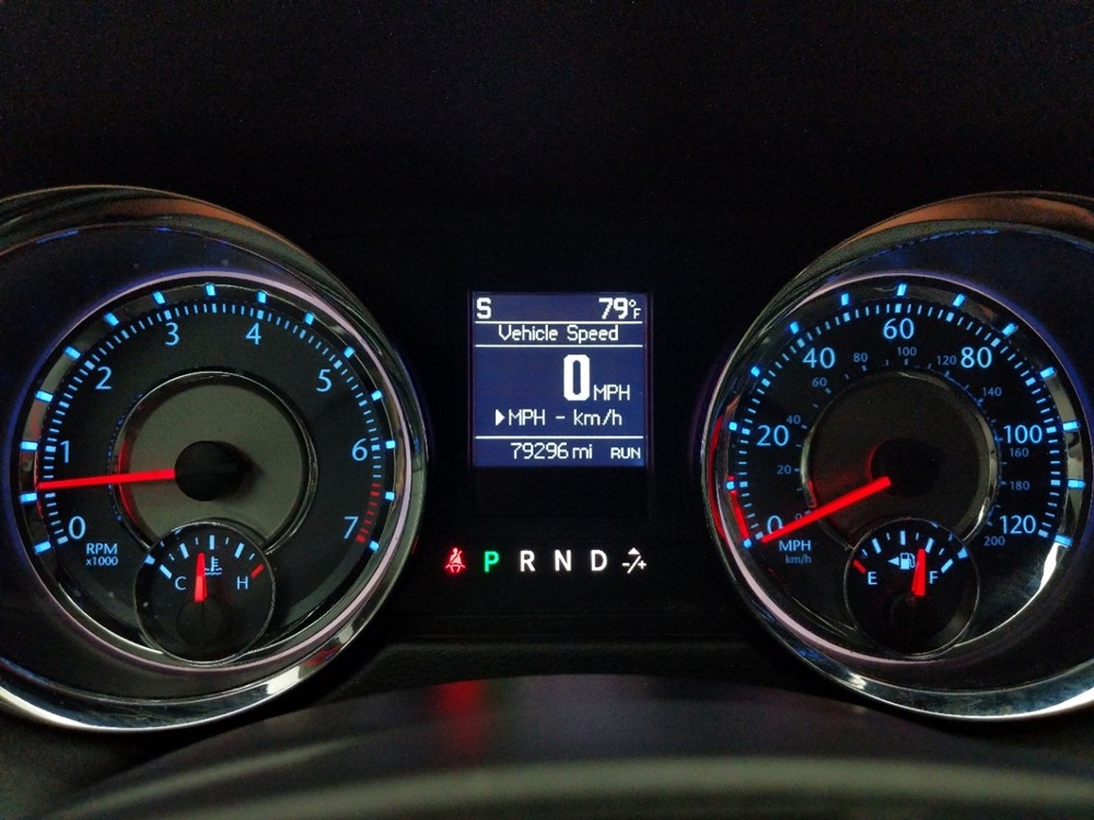 2014 Chrysler Town and Country - Odometer Close Up