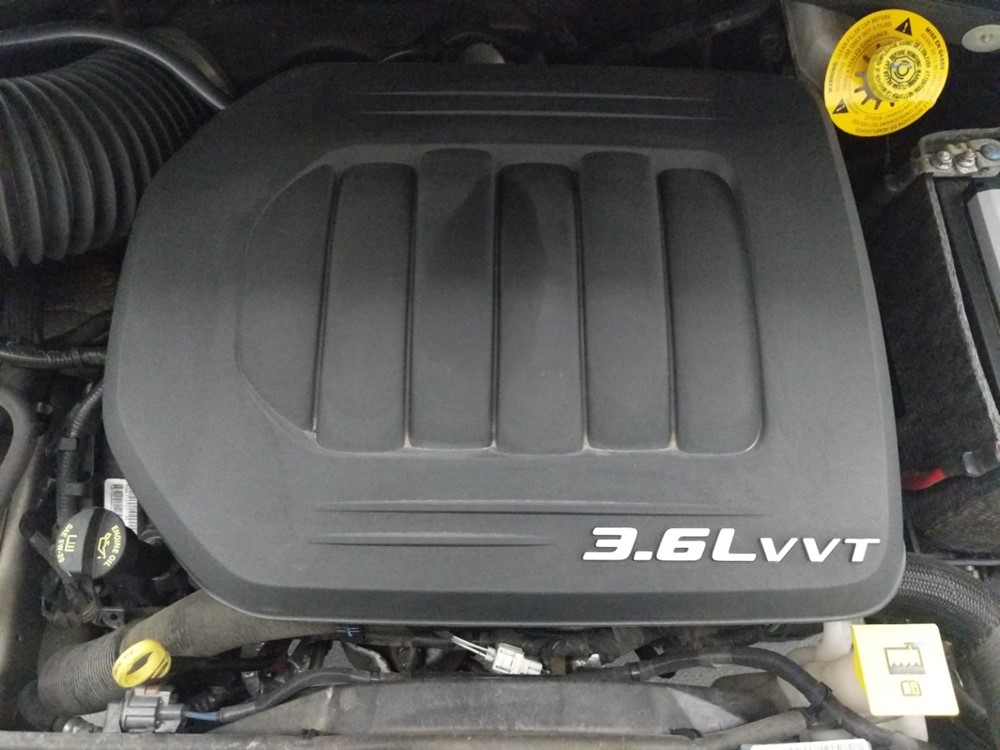 2014 Chrysler Town and Country - Engine