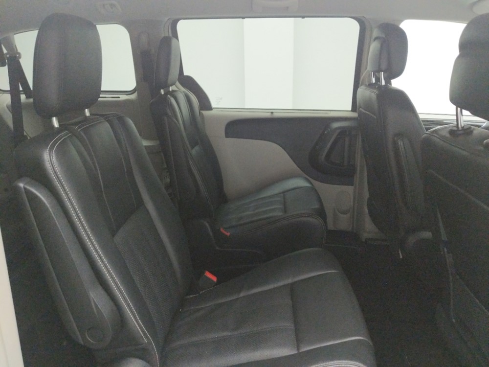 2014 Chrysler Town and Country - Passenger Rear Seat