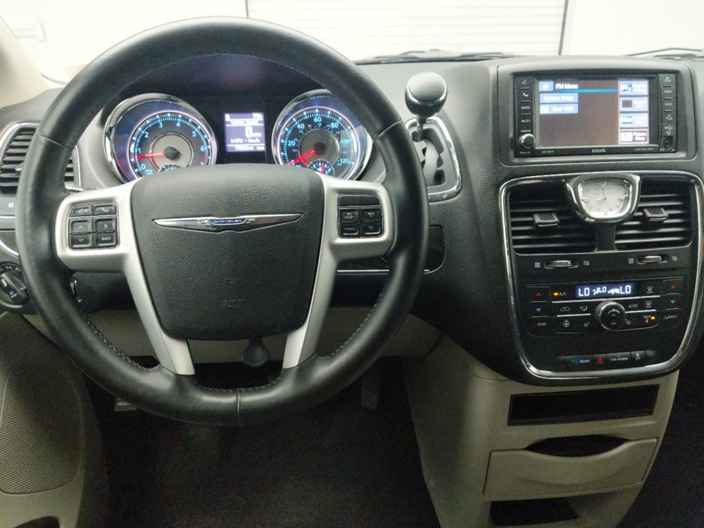 2014 Chrysler Town and Country - Driver Dash