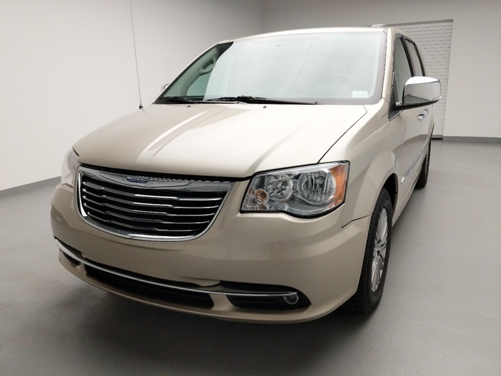 2014 Chrysler Town and Country - Driver Front Hood