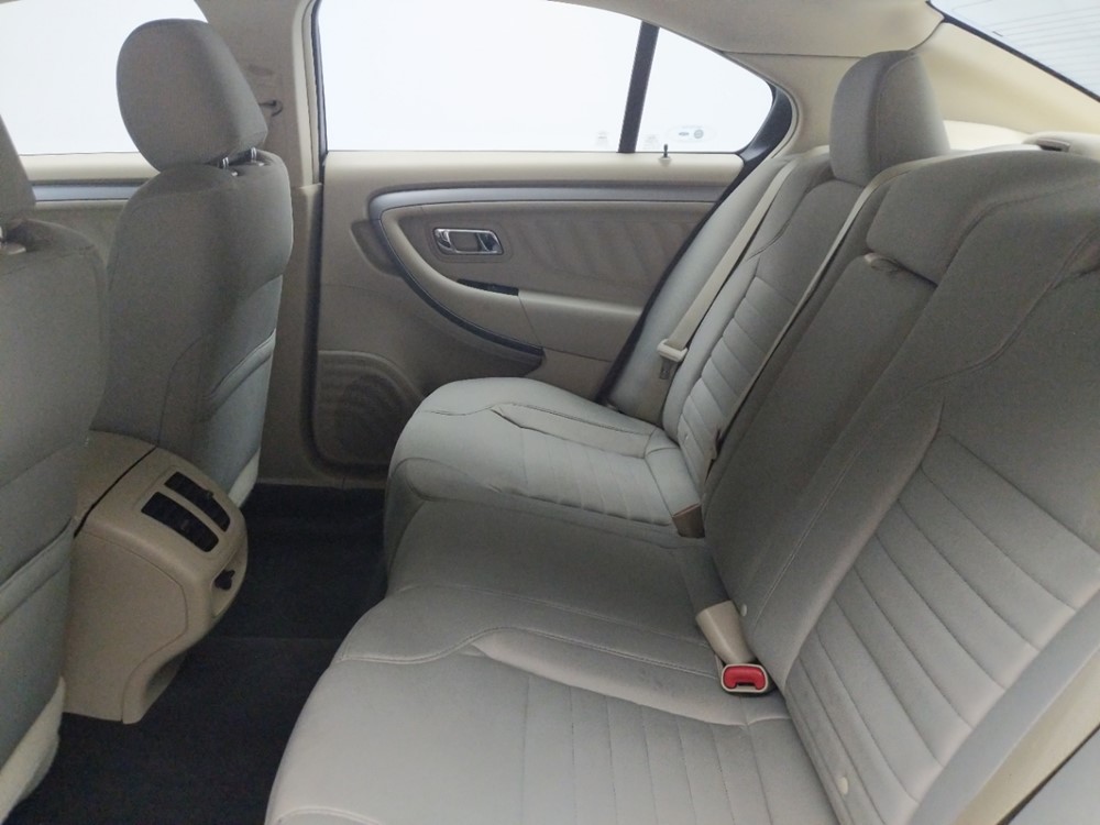 2015 Ford Taurus - Driver Rear Seat