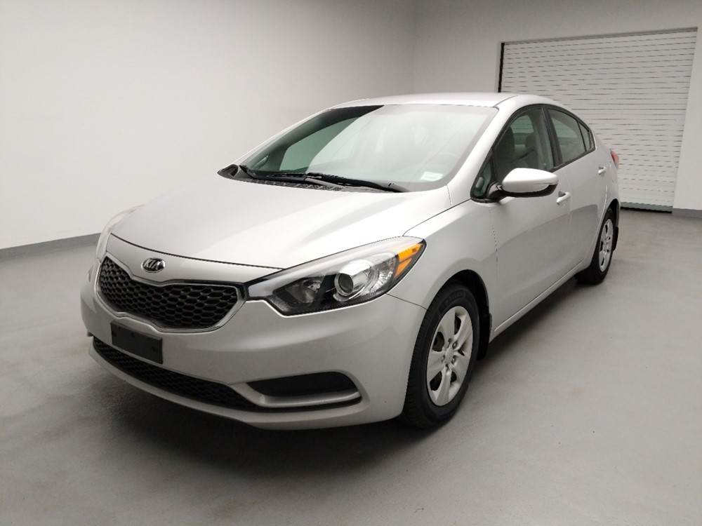 Used 2016 Kia Forte Driver Front Bumper