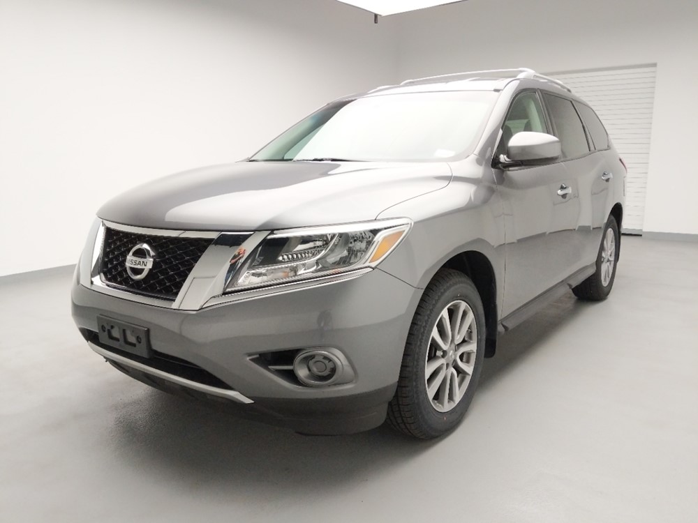 Used 2016 Nissan Pathfinder Driver Front Bumper