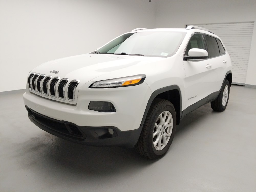 Used 2014 Jeep Cherokee Driver Front Bumper