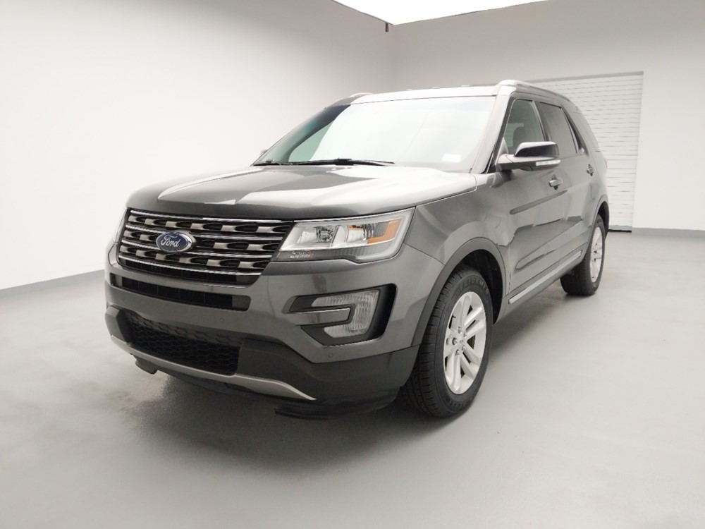 Used 2017 Ford Explorer Driver Front Bumper