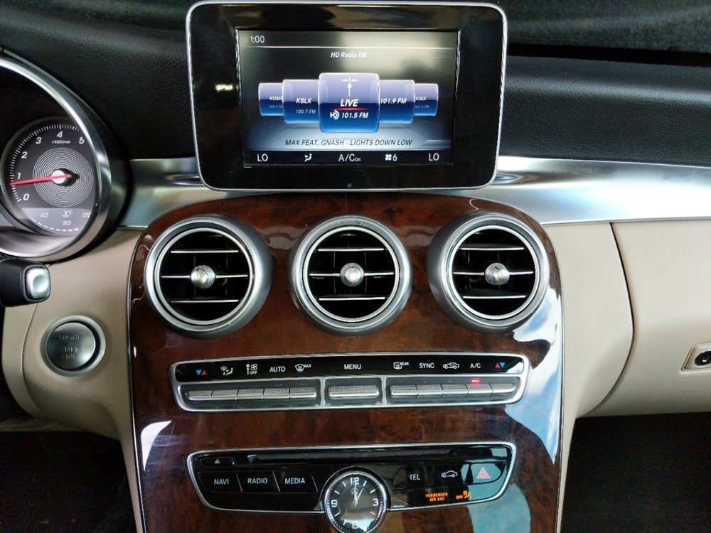 2015 Mercedes-Benz C300 - Stereo Package