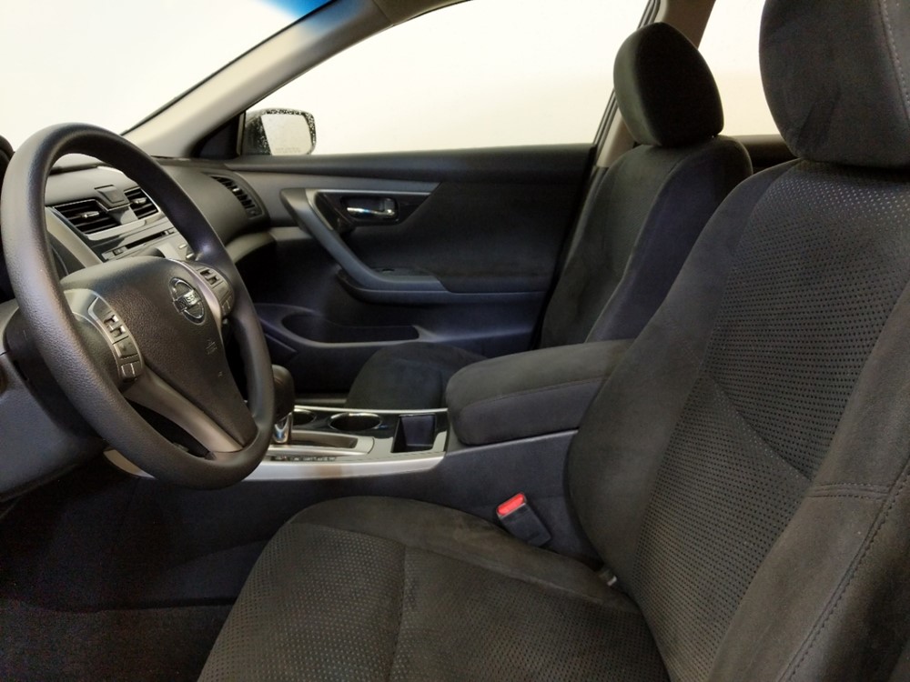 2014 Nissan Altima - Driver Front Seat